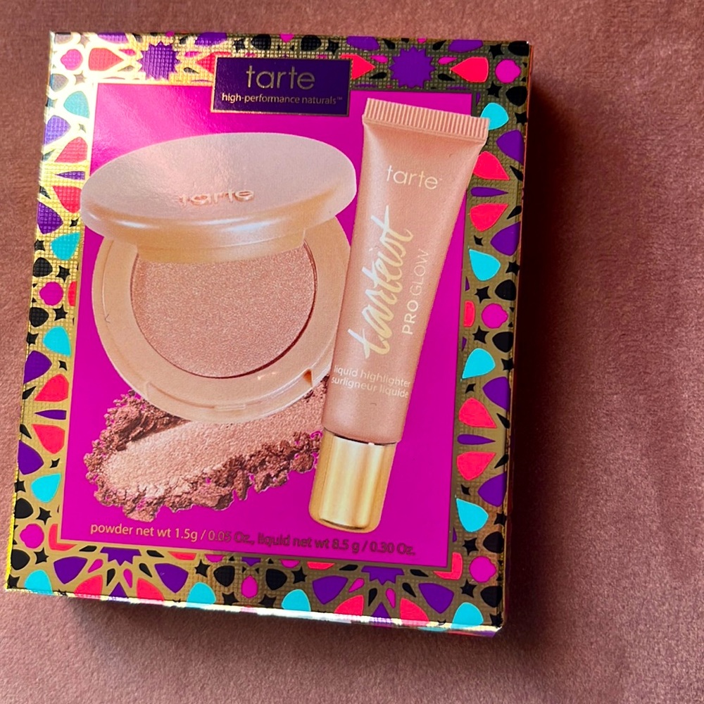 Sold! Tarte Highlighter Kit (NIB)